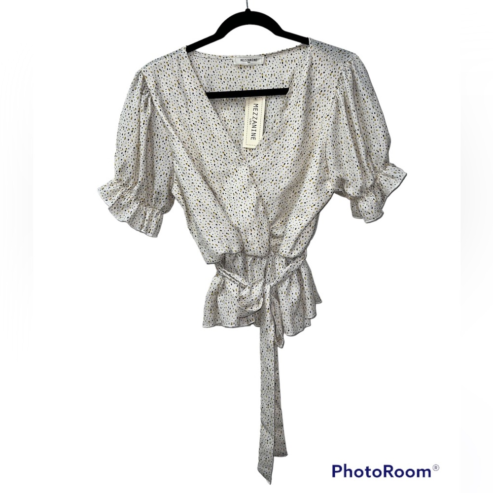 NWT Mezzanine Blouse • S
